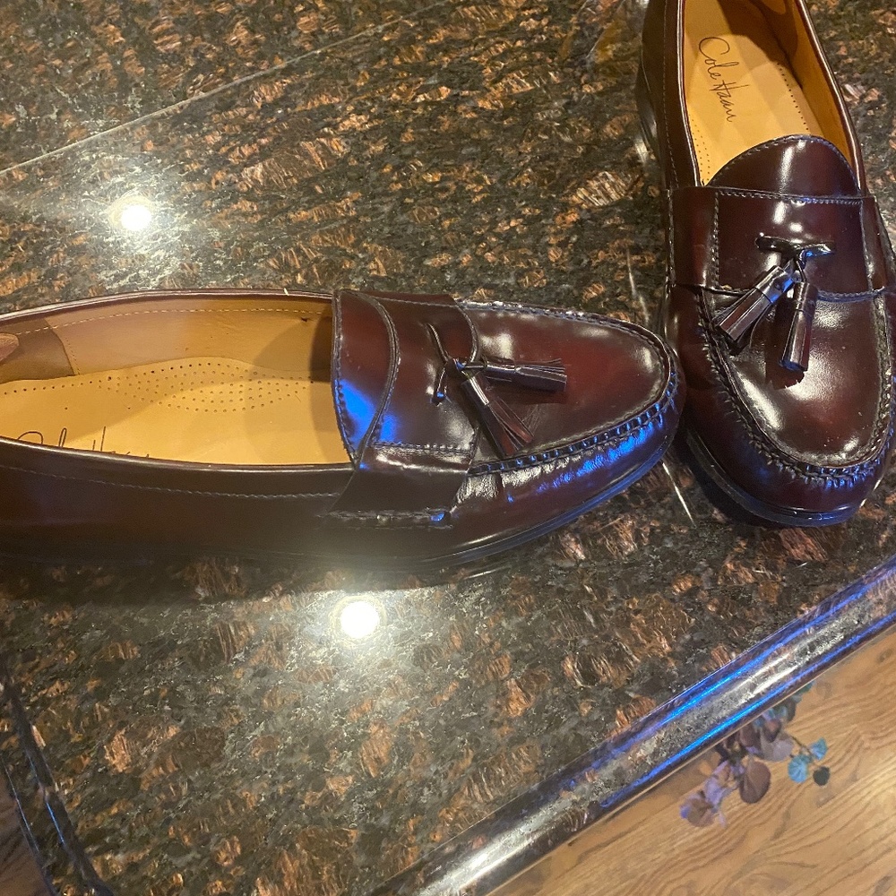 Cordovan cole Hahn pinch tassel